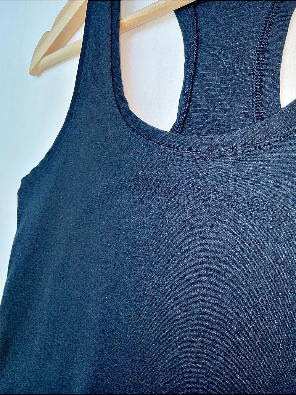 lululemon Tank Top Racerback Blue - Picture 5 of 5